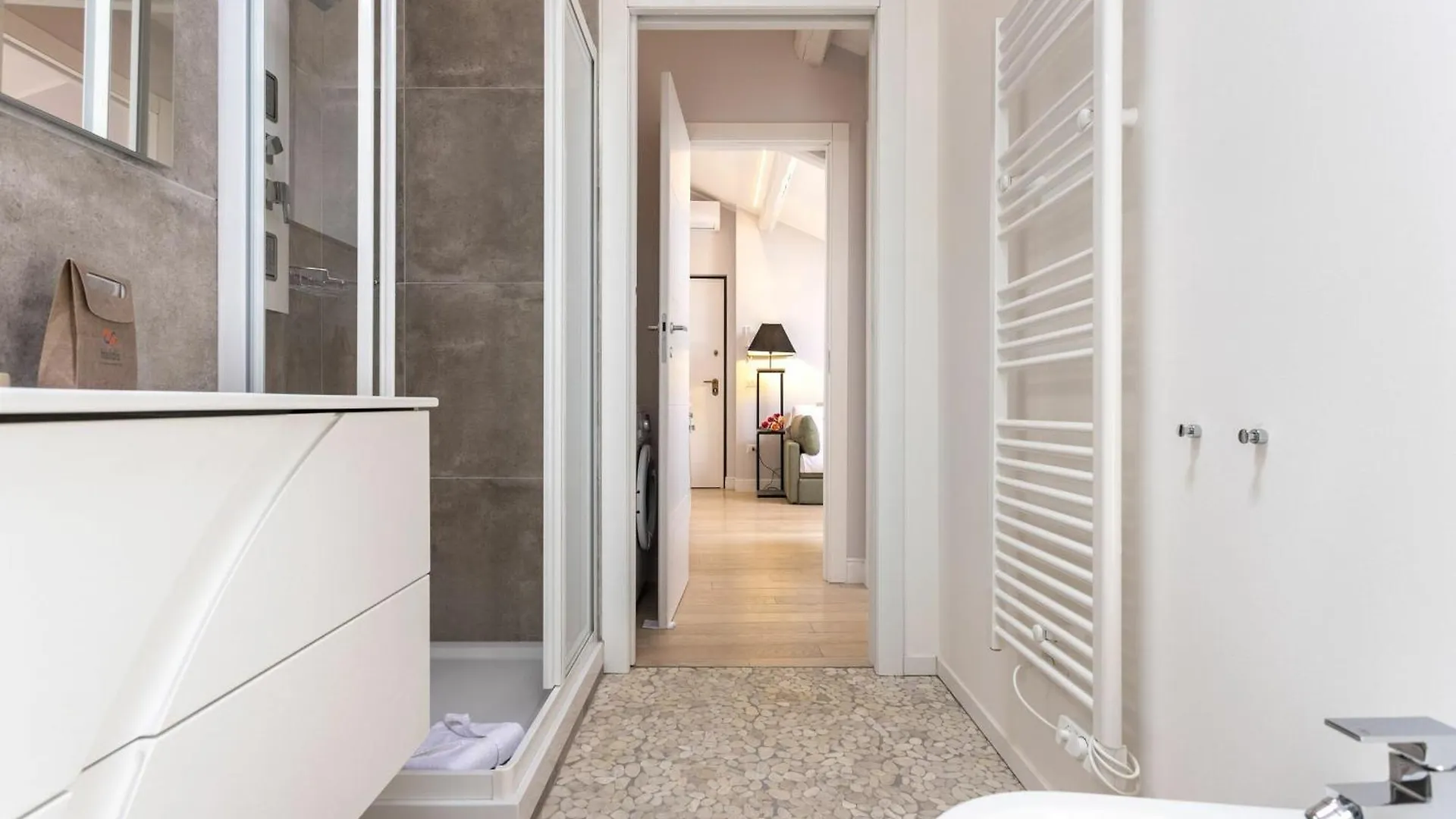 Apartament Ferrucci 1 Bedroom Attic In Milan By Halldis